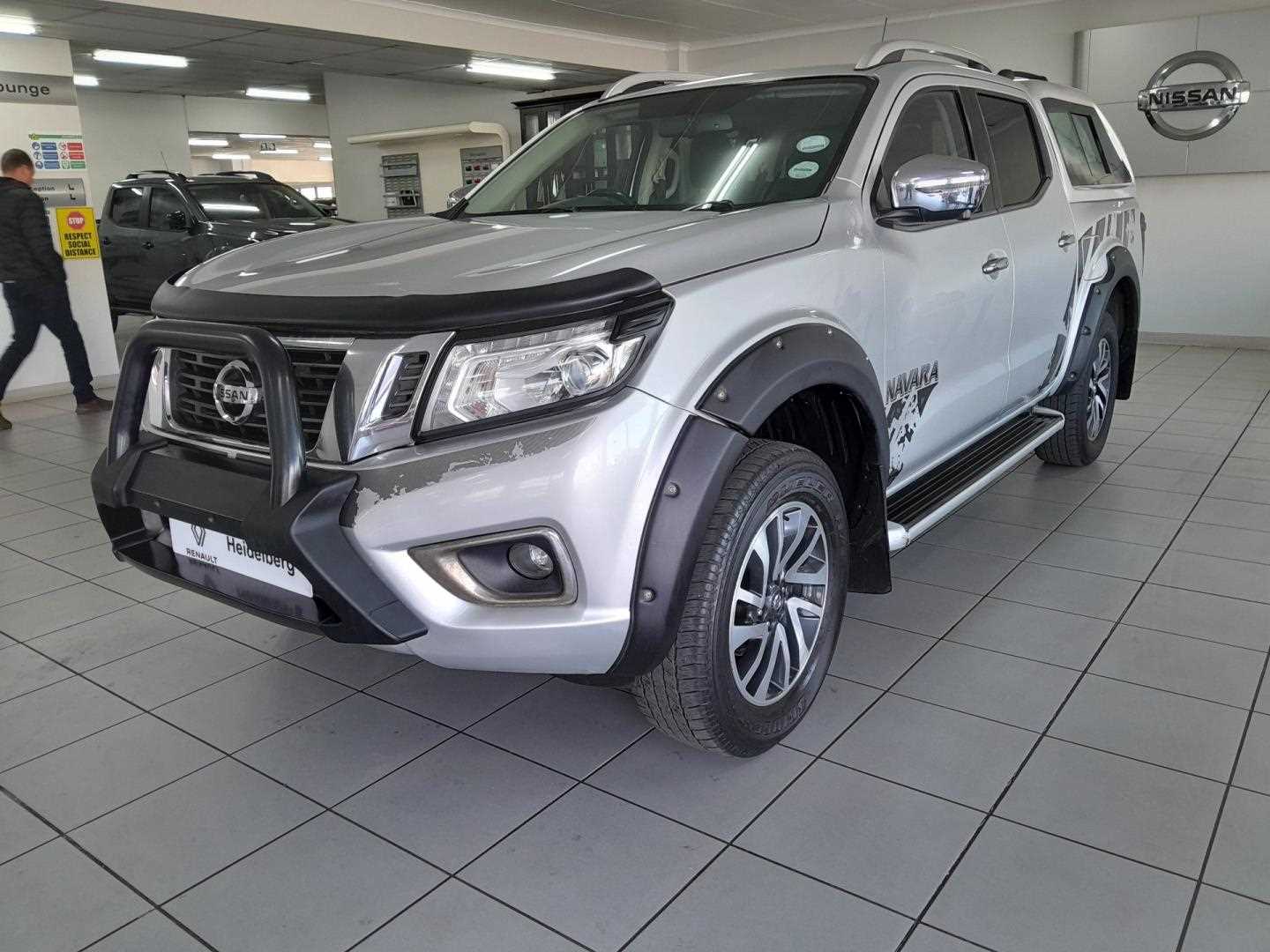 Nissan NAVARA 2.3D LE A/T D/C P/U for Sale in South Africa
