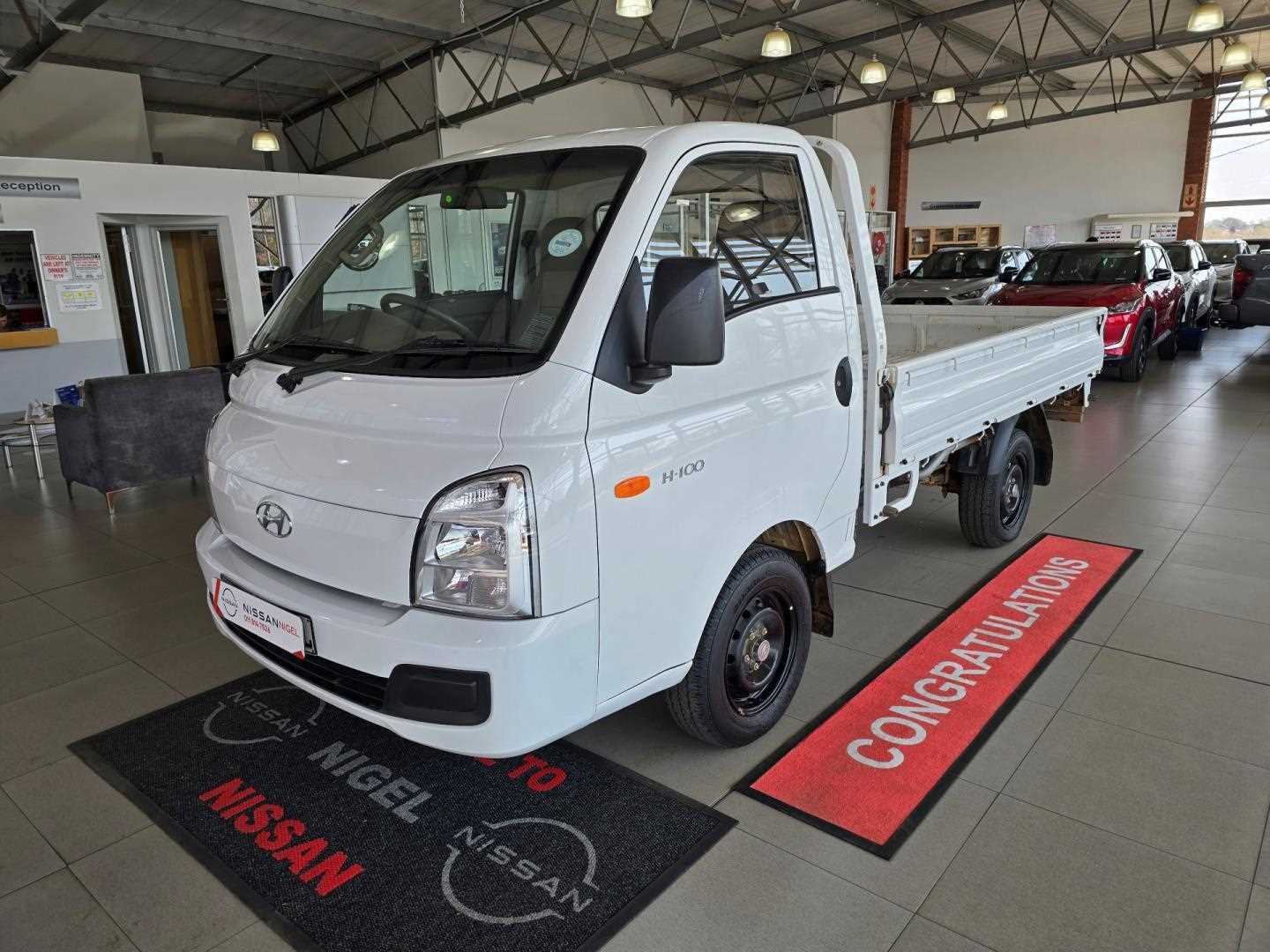 Hyundai H100 2.6D F/C D/S for Sale in South Africa