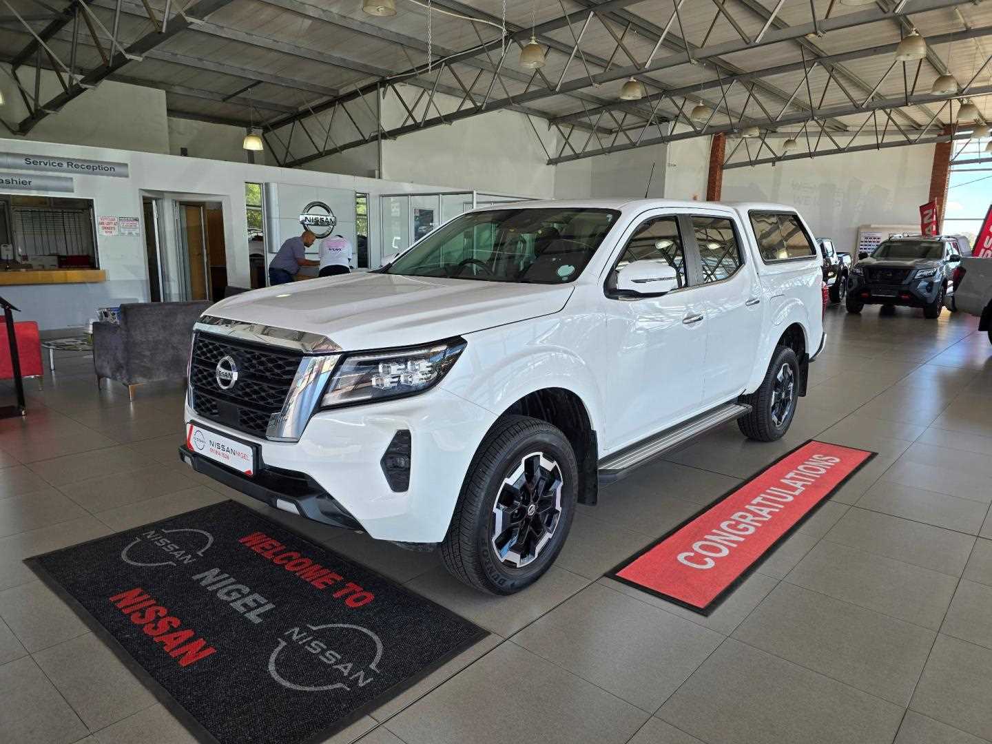 Nissan NAVARA 2.5DDTI LE/LE PLUS 4X4 A/T D/C P/U for Sale in South Africa