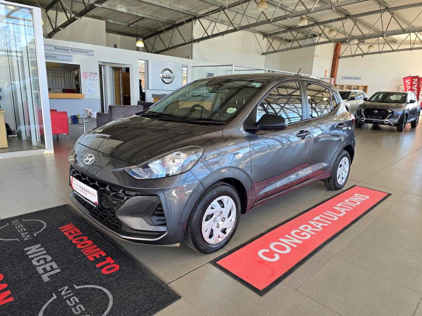 Hyundai GRAND i10 1.0 MOTION/PREMIUM for Sale in South Africa