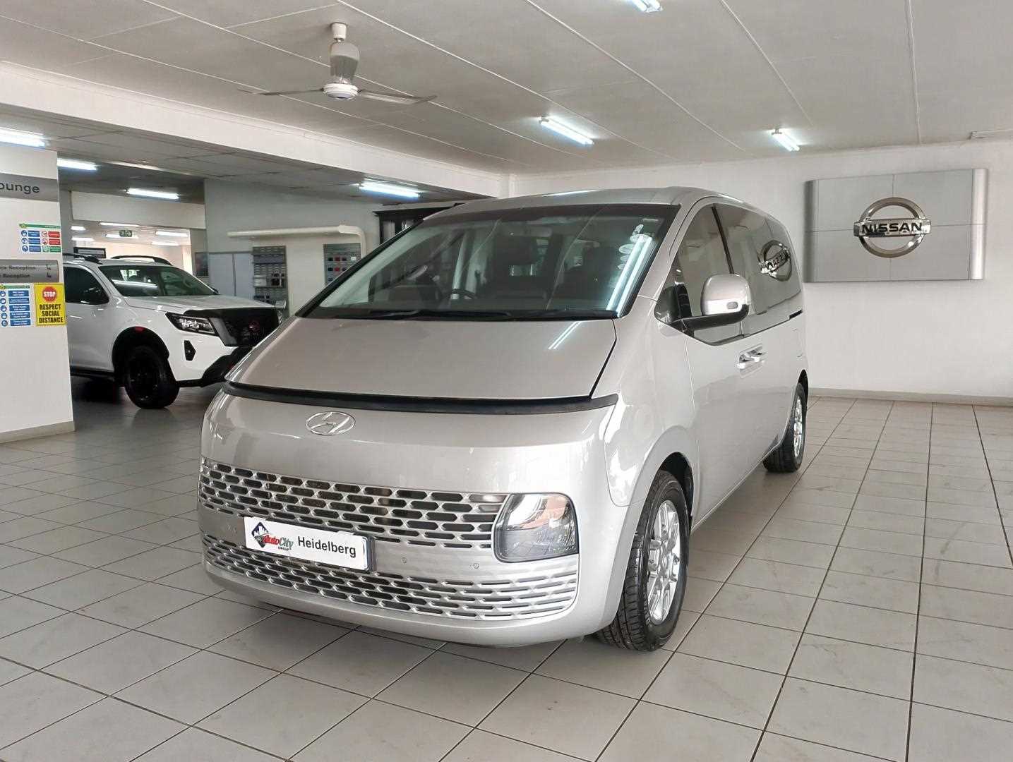 Hyundai STARIA 2.2D EXECUTIVE A/T for Sale in South Africa