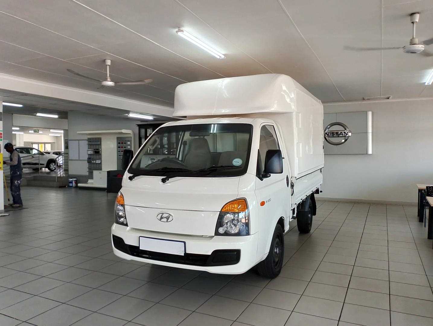 Hyundai H100 2.6D A/C F/C D/S for Sale in South Africa