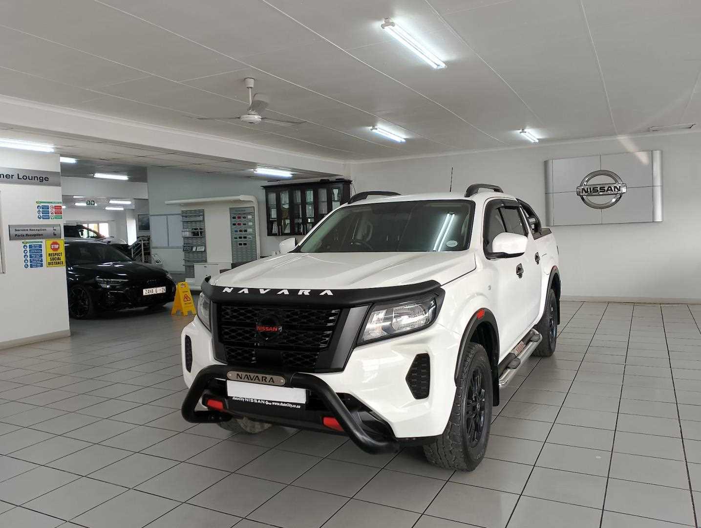 Nissan NAVARA 2.5DDTi SE PLUS D/C P/U for Sale in South Africa