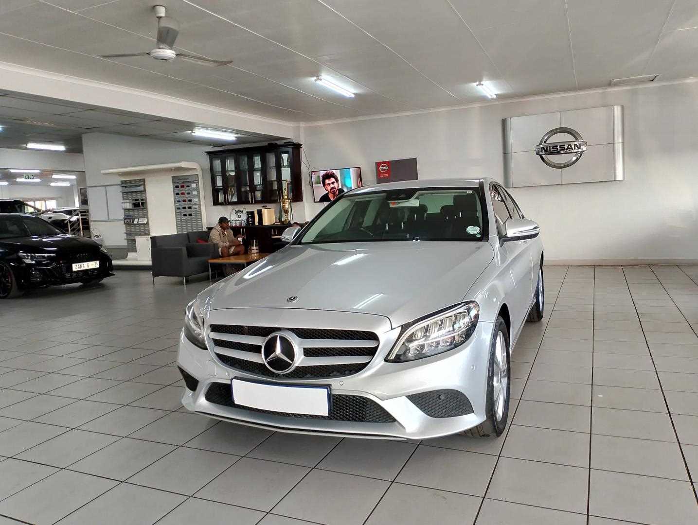 MERCEDES-BENZ C180 A/T for Sale in South Africa
