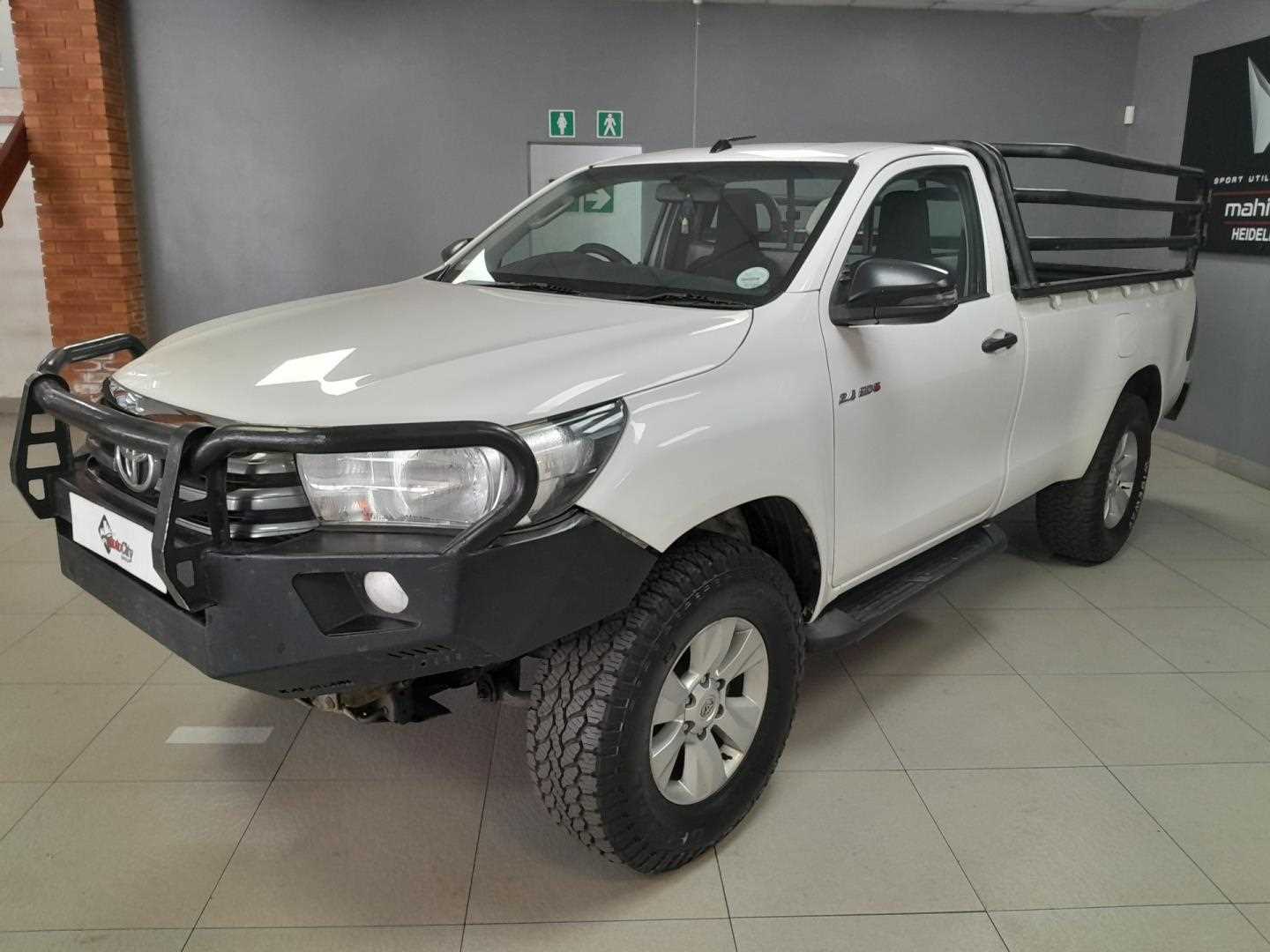 Toyota HILUX 2.4 GD-6 SRX 4X4 A/T P/U S/C for Sale in South Africa