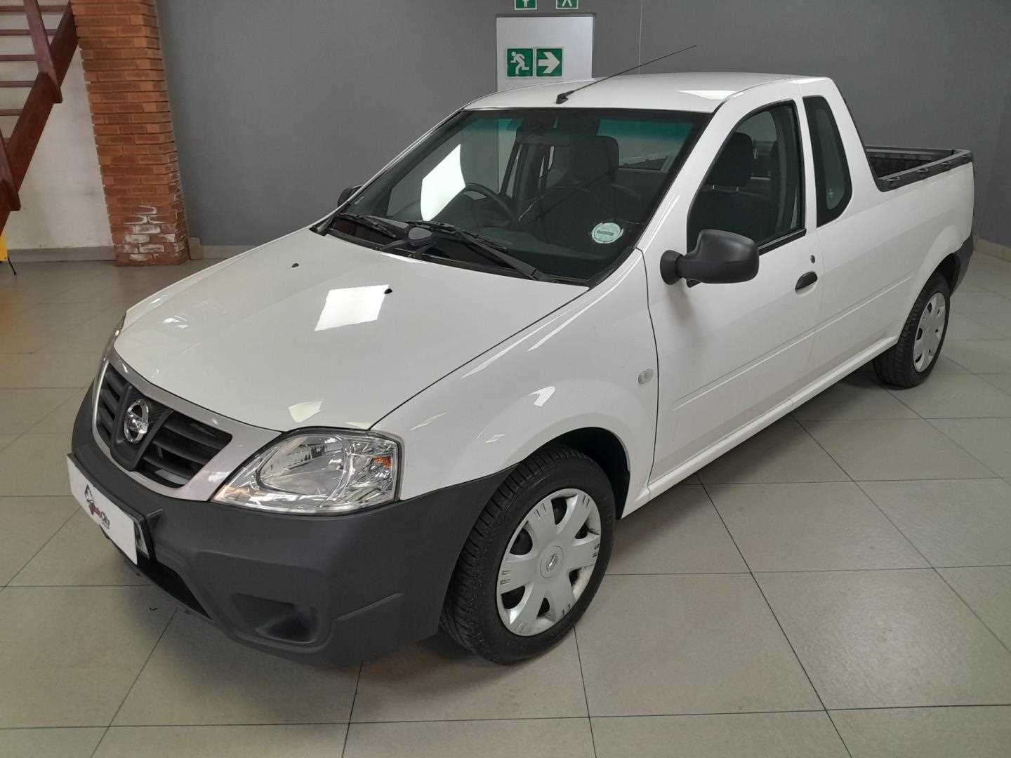 Nissan NP200 1.6i Pack