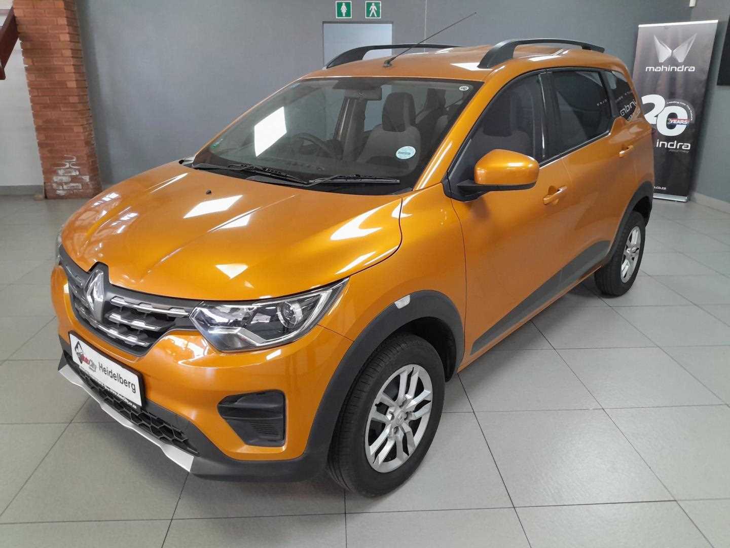 Renault TRIBER 1.0 DYNAMIQUE / ZEN for Sale in South Africa