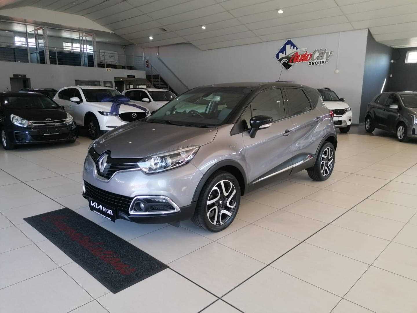 Renault CAPTUR 900T DYNAMIQUE 5DR (66KW) for Sale in South Africa