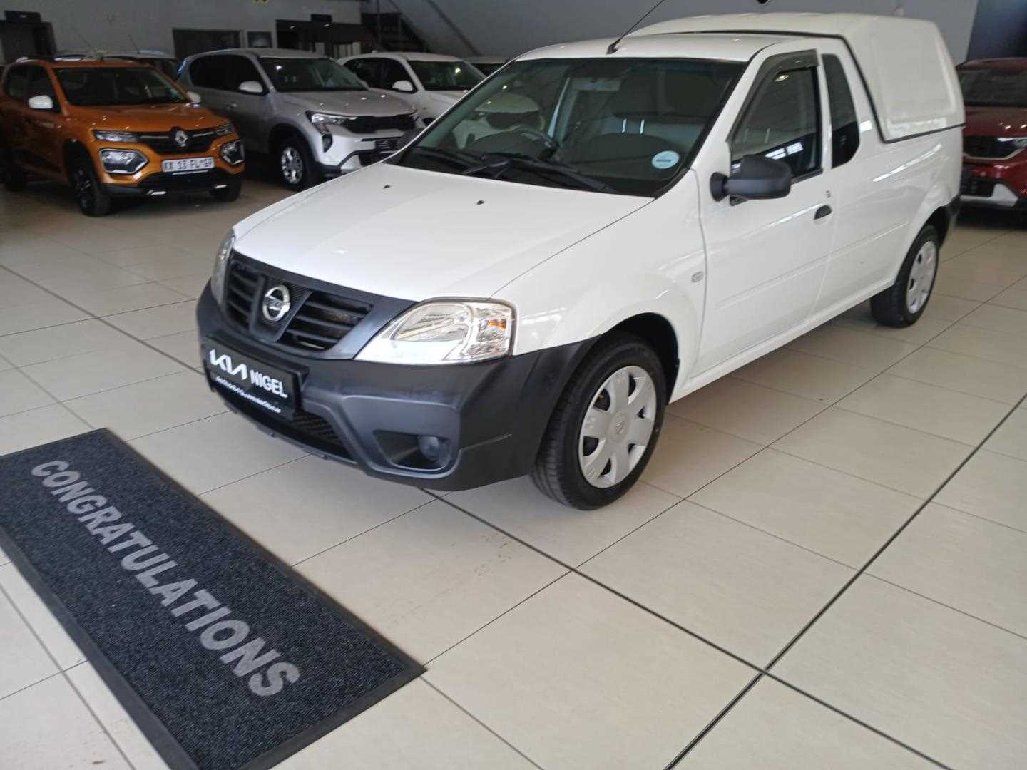 Nissan NP200 1.6i Pack