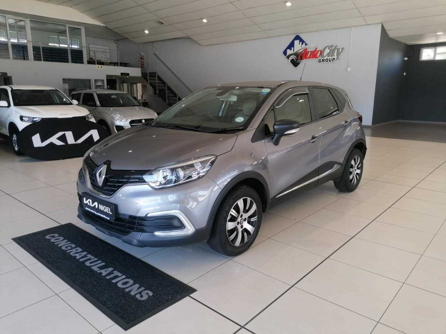 Renault CAPTUR 900T BLAZE 5DR (66KW) for Sale in South Africa