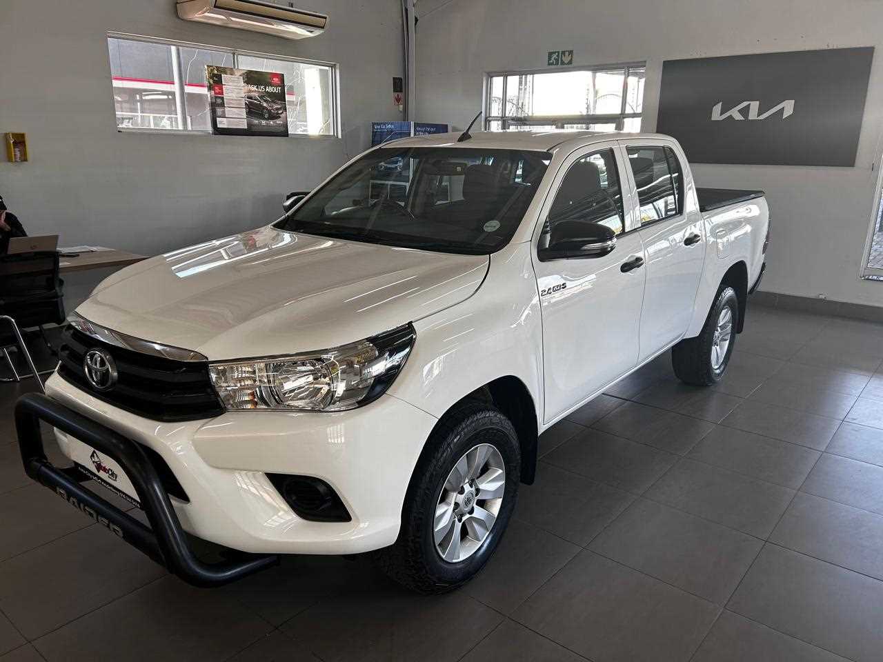 Toyota HILUX 2.4 GD-6 SRX 4X4 P/U D/C for Sale in South Africa