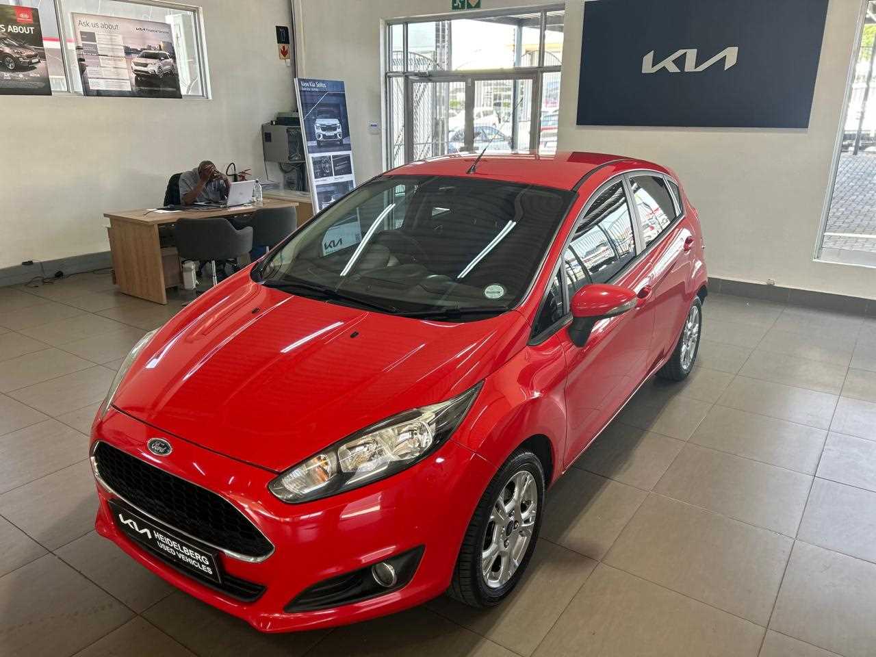 FORD FIESTA 1.0 ECOBOOST TREND POWERSHIFT 5DR for Sale in South Africa