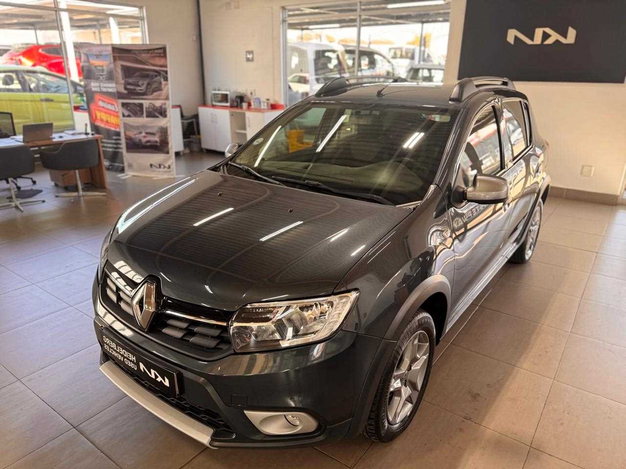 Renault SANDERO 900T STEPWAY EXPRESSION for Sale in South Africa