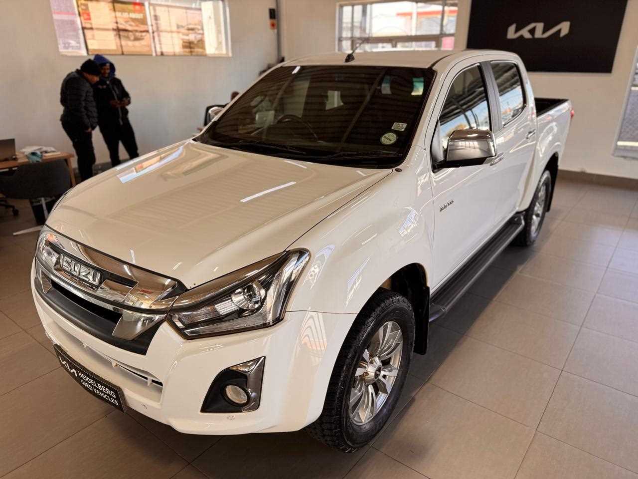 ISUZU D-MAX 300 LX D/C P/U for Sale in South Africa