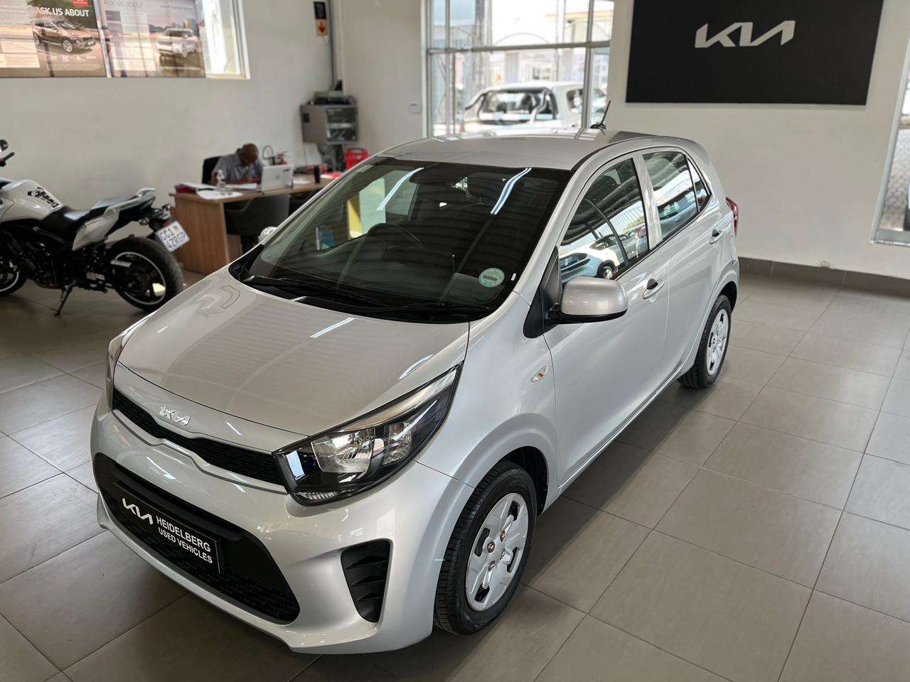KIA PICANTO 1.0 STREET for Sale in South Africa