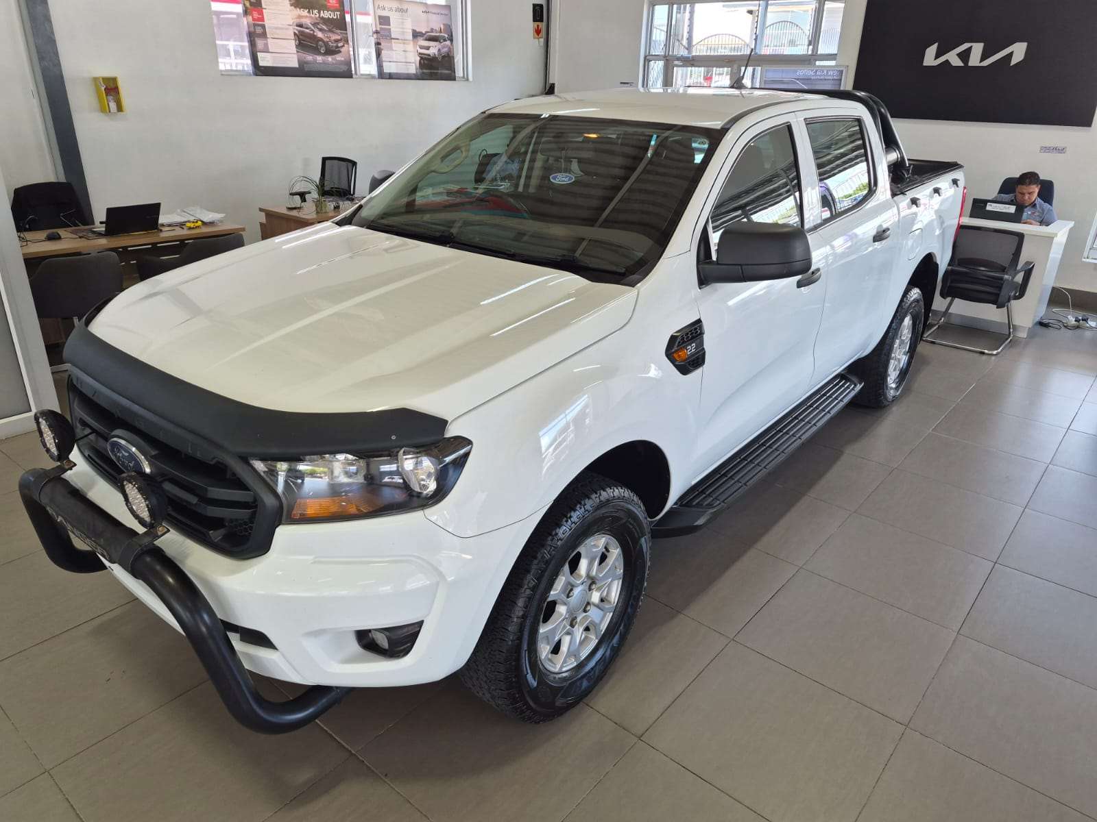 2022 Ford Ranger IX 2.2 TDCi XL Double Cab Q2FyTGlzdGluZzo2MTQ0Njg