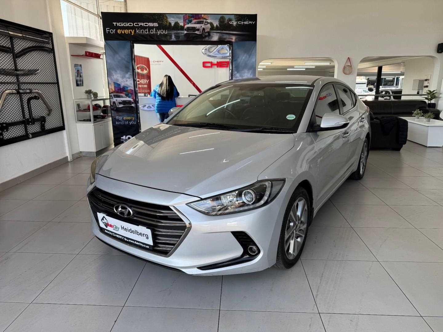 Hyundai ELANTRA 2.0 ELITE A/T for Sale in South Africa