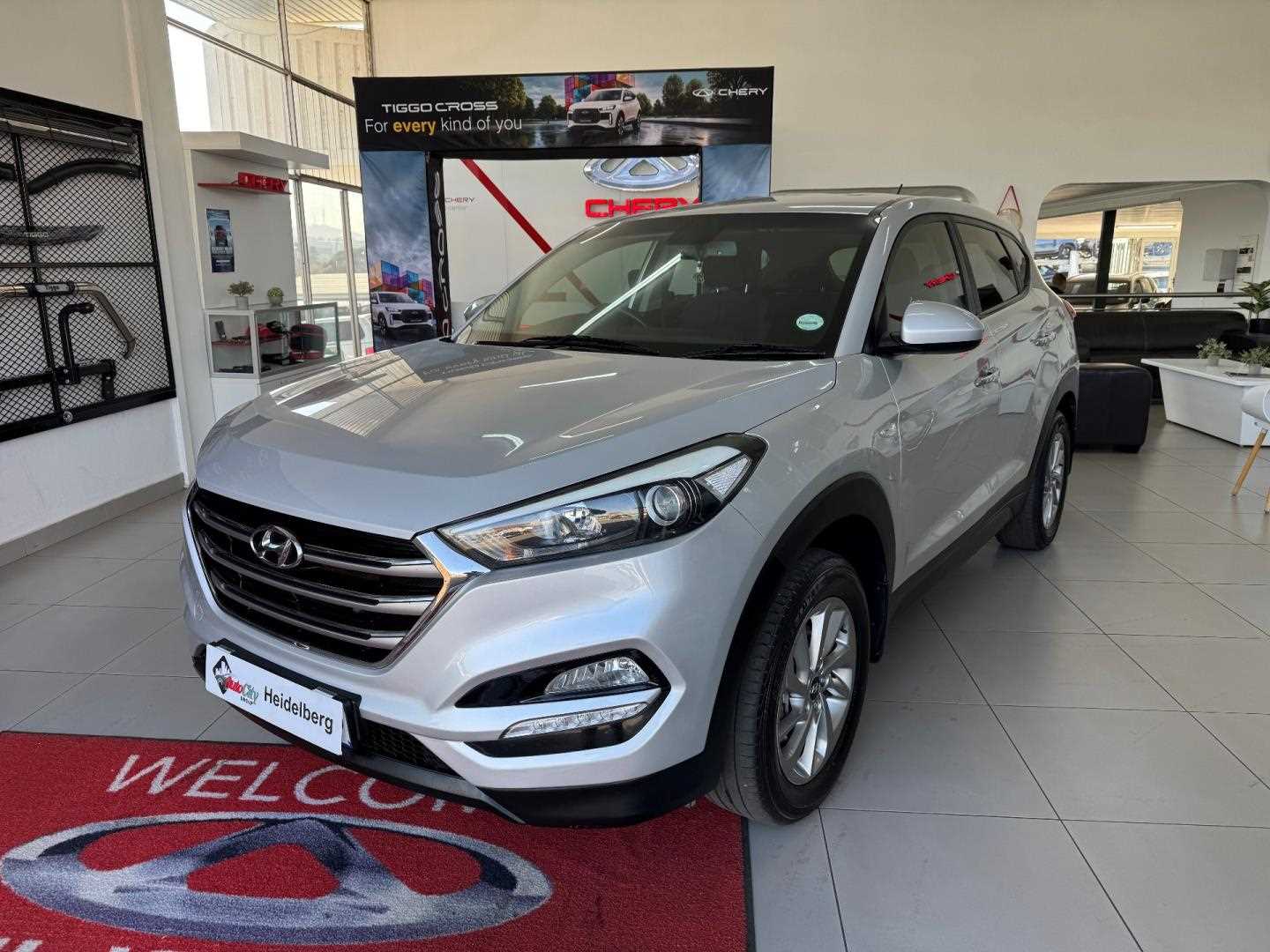 Hyundai TUCSON 2.0 PREMIUM for Sale in South Africa