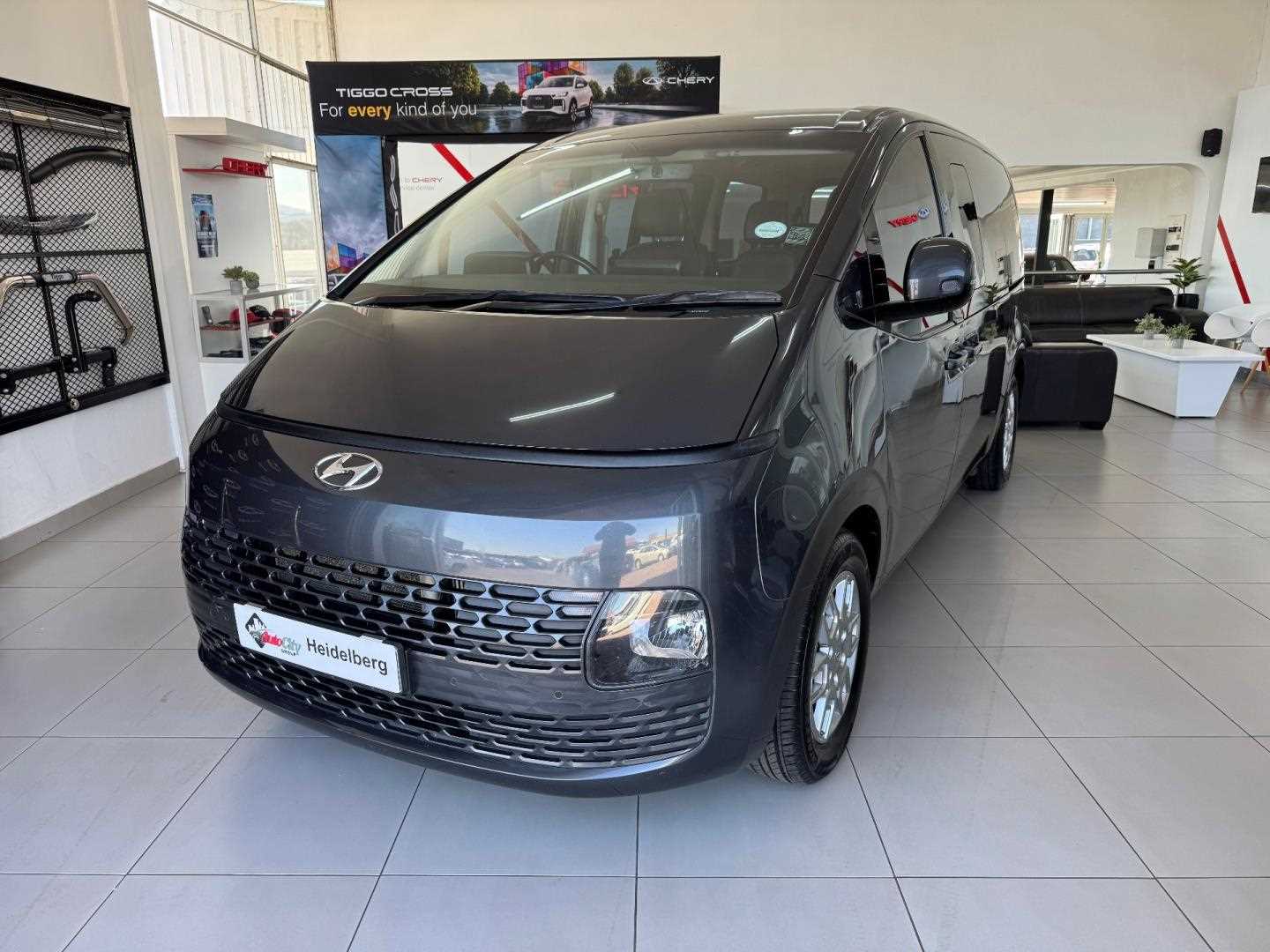 Hyundai STARIA 2.2D EXECUTIVE A/T for Sale in South Africa