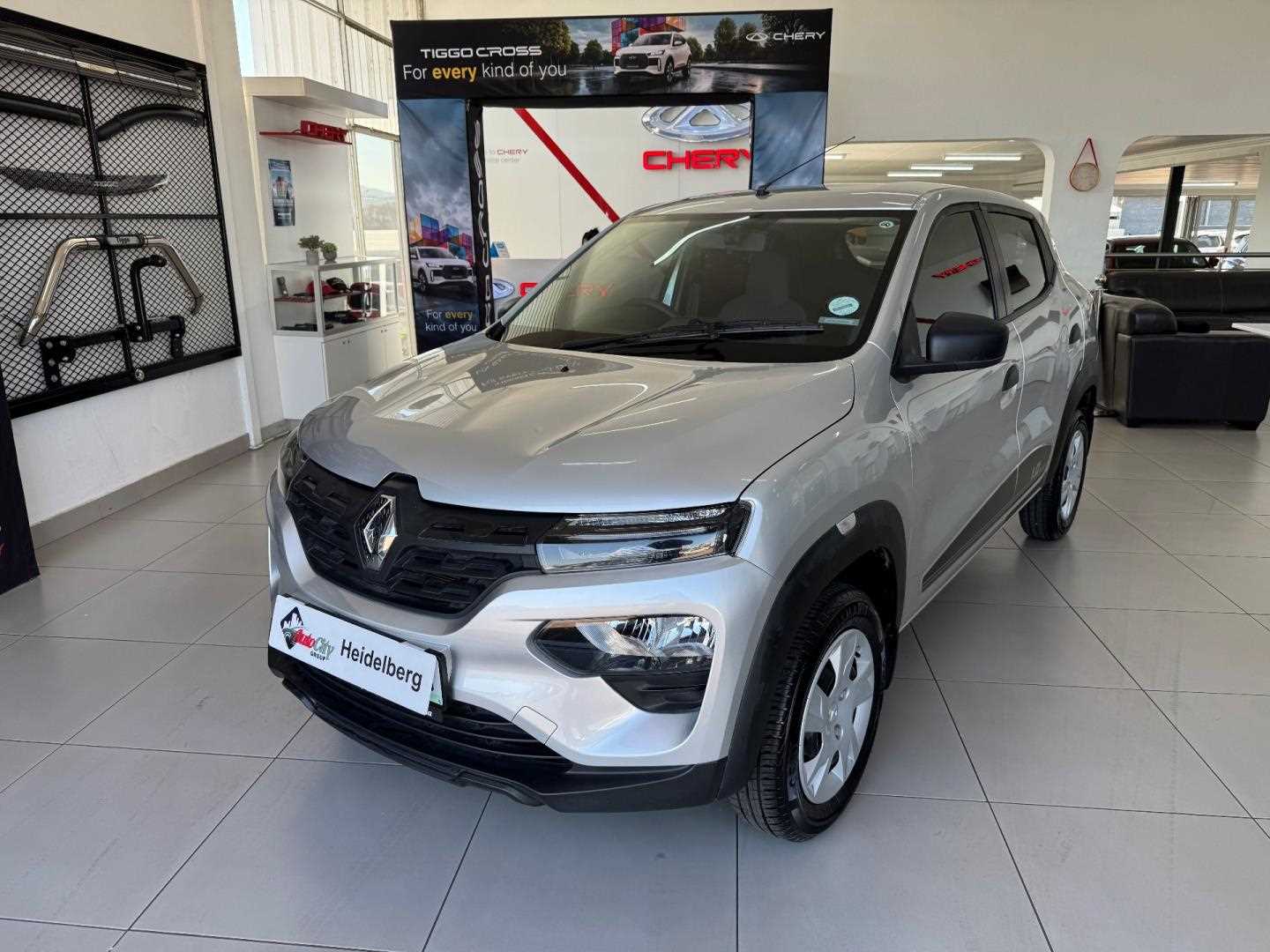 Renault KWID 1.0 EXPRESSION / LIFE 5DR for Sale in South Africa