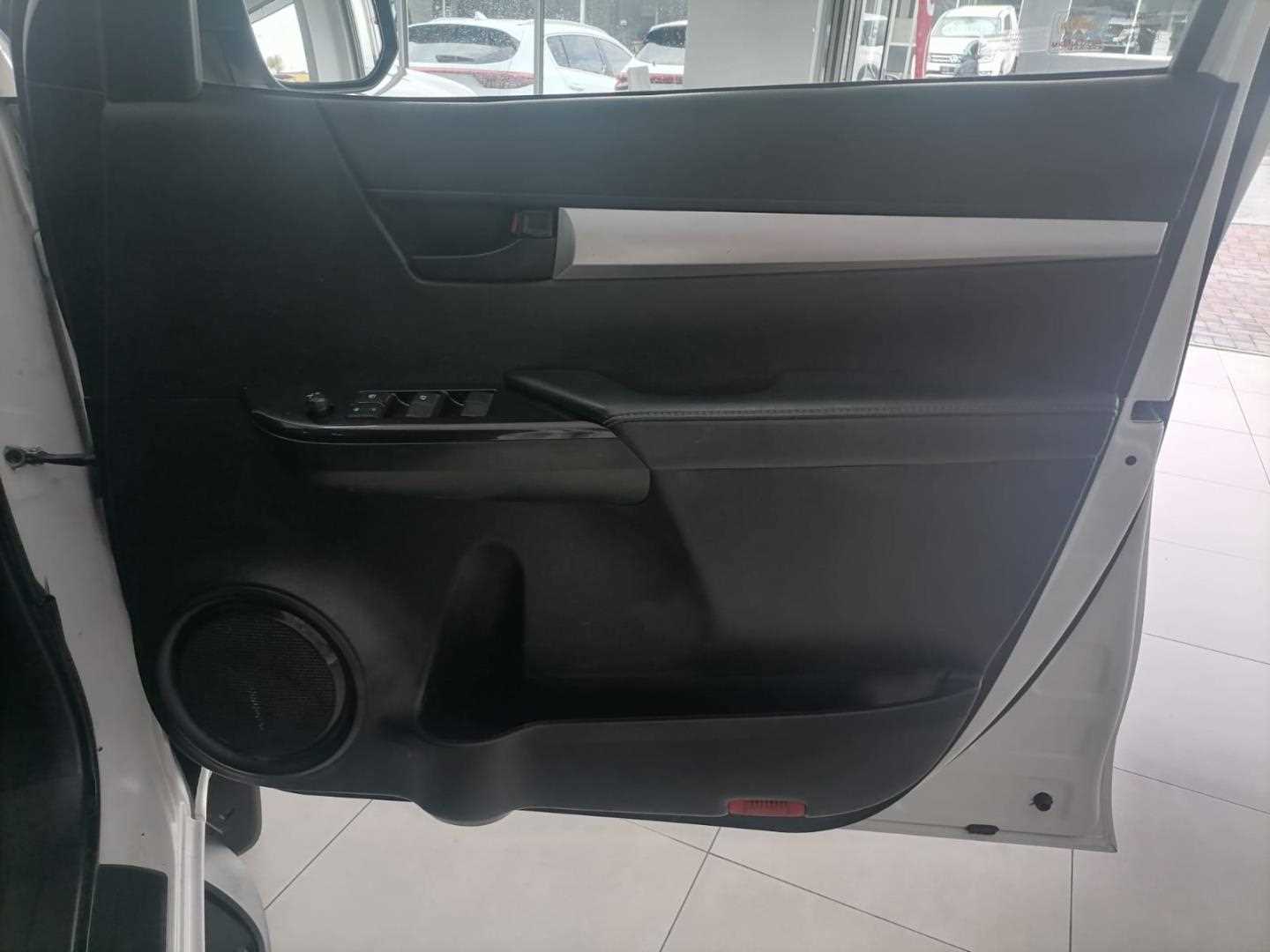 Used Toyota Hilux for sale in Gauteng