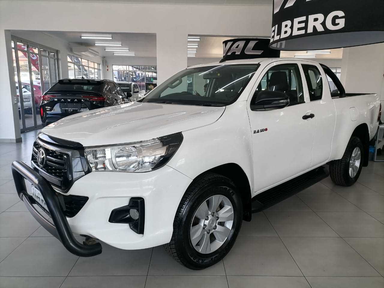 Toyota HILUX 2.4 GD-6 RB SRX P/U E/CAB for Sale in South Africa