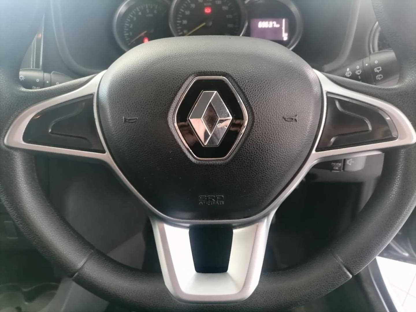 Used Renault Sandero for sale in Gauteng