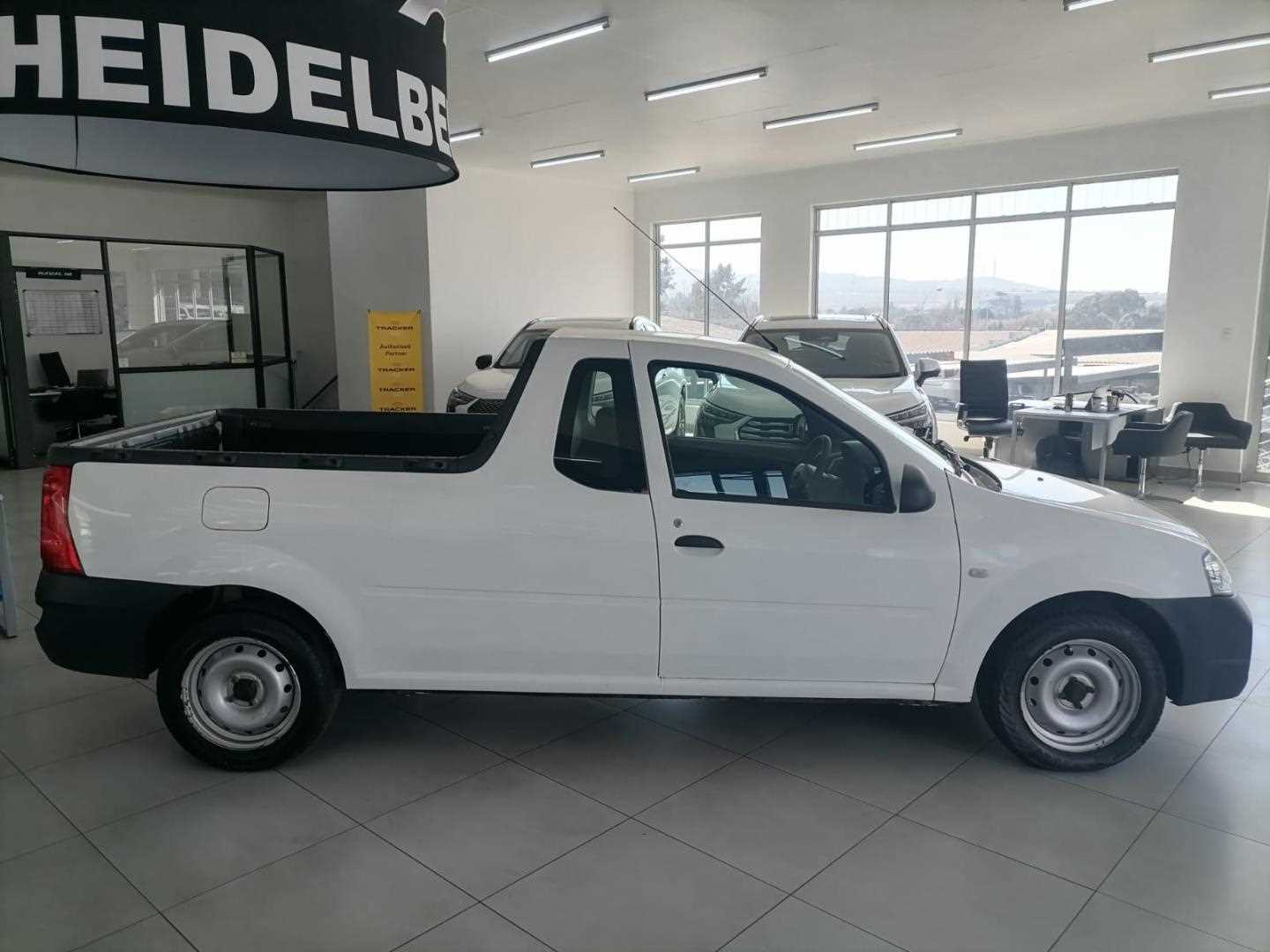 Nissan NP200 2018 1.6 8V NEW BASE for sale