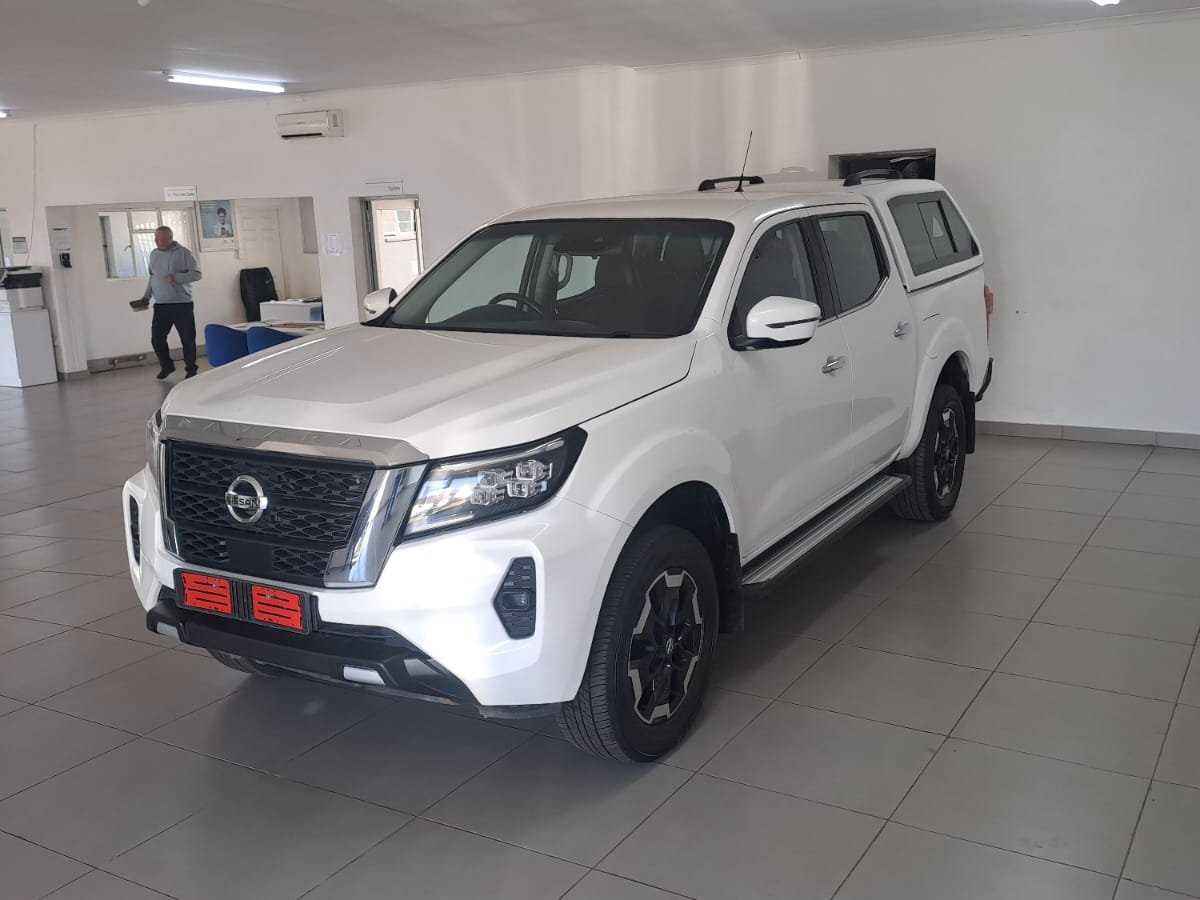 Nissan NAVARA 2.5DDTI LE/LE PLUS 4X4 A/T D/C P/U for Sale in South Africa