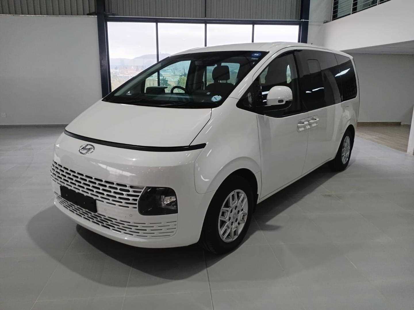 Hyundai STARIA 2.2D EXECUTIVE A/T for Sale in South Africa