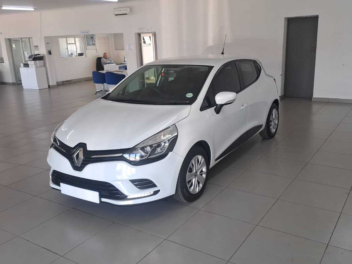 Renault CLIO IV 900T AUTHENTIQUE 5DR (66KW) for Sale in South Africa