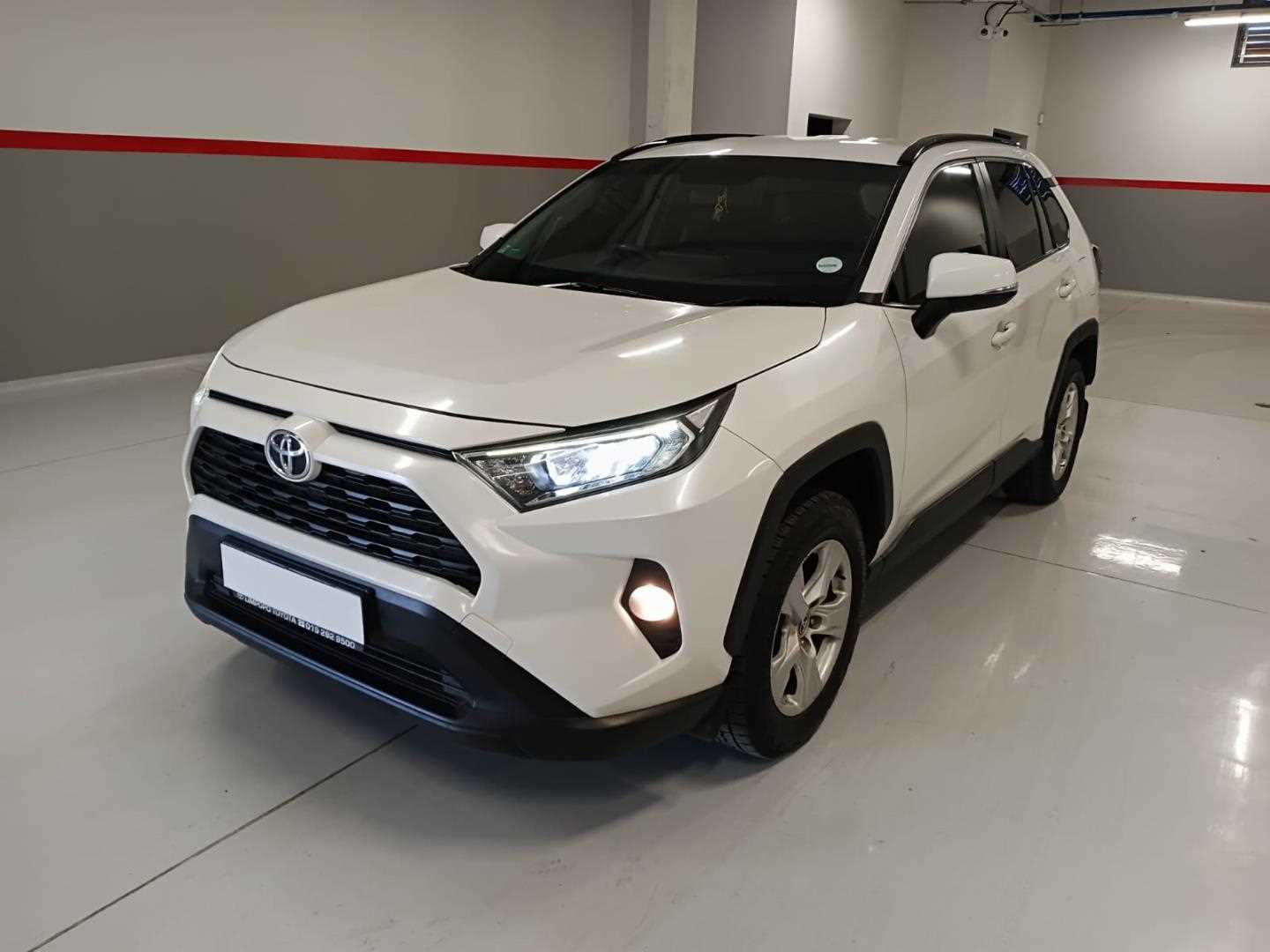 Toyota RAV4 2.0 GX CVT for Sale in South Africa