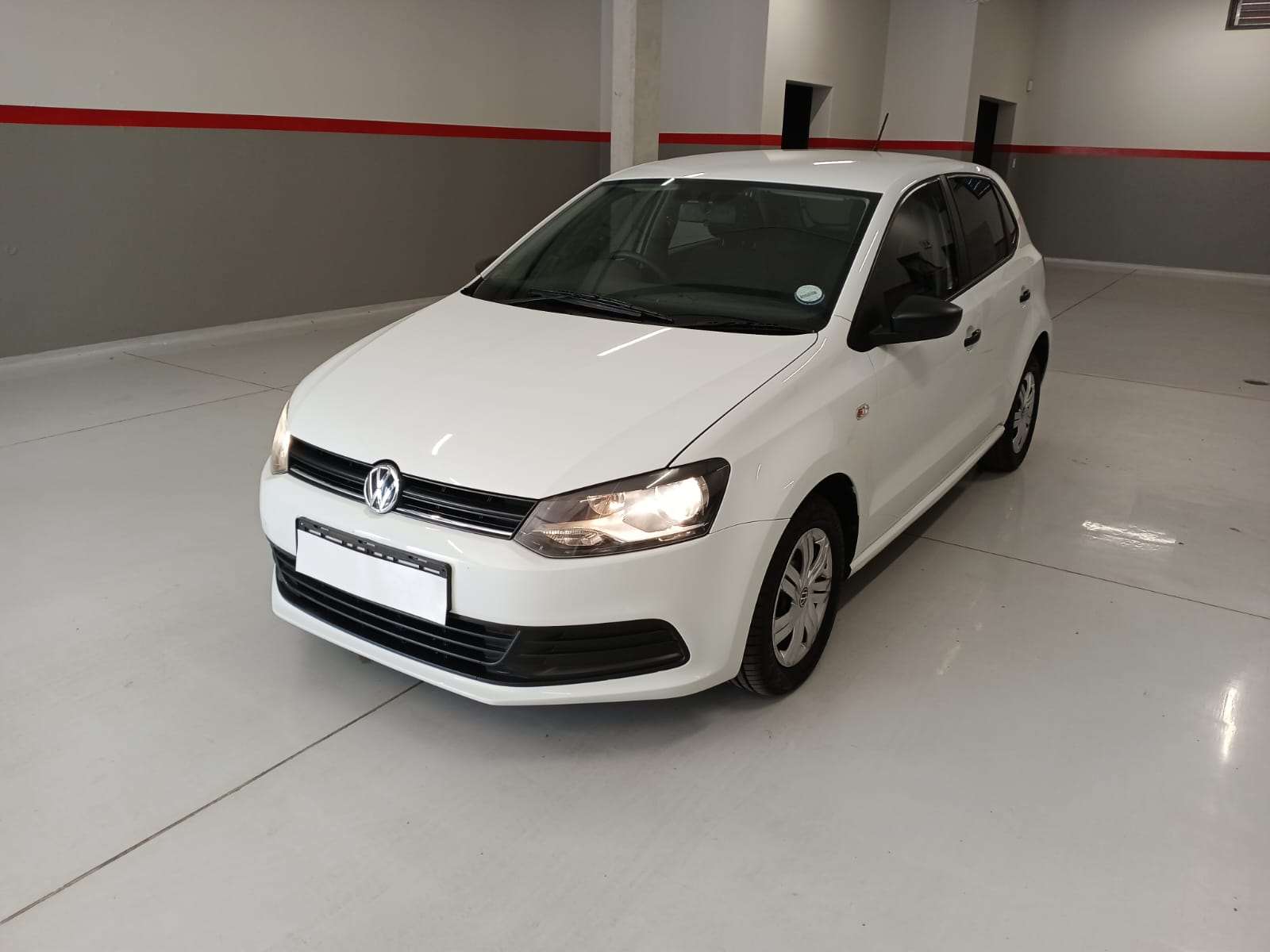 Volkswagen (VW) Polo Vivo 1.4 Hatch Trendline 5 Door